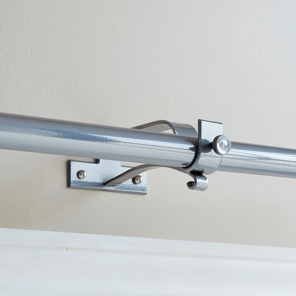 25mm Chapel Extended Centre Bracket In Mercury 4 25mm Chapel Extended Centre Bracket In Mercury - Image 2