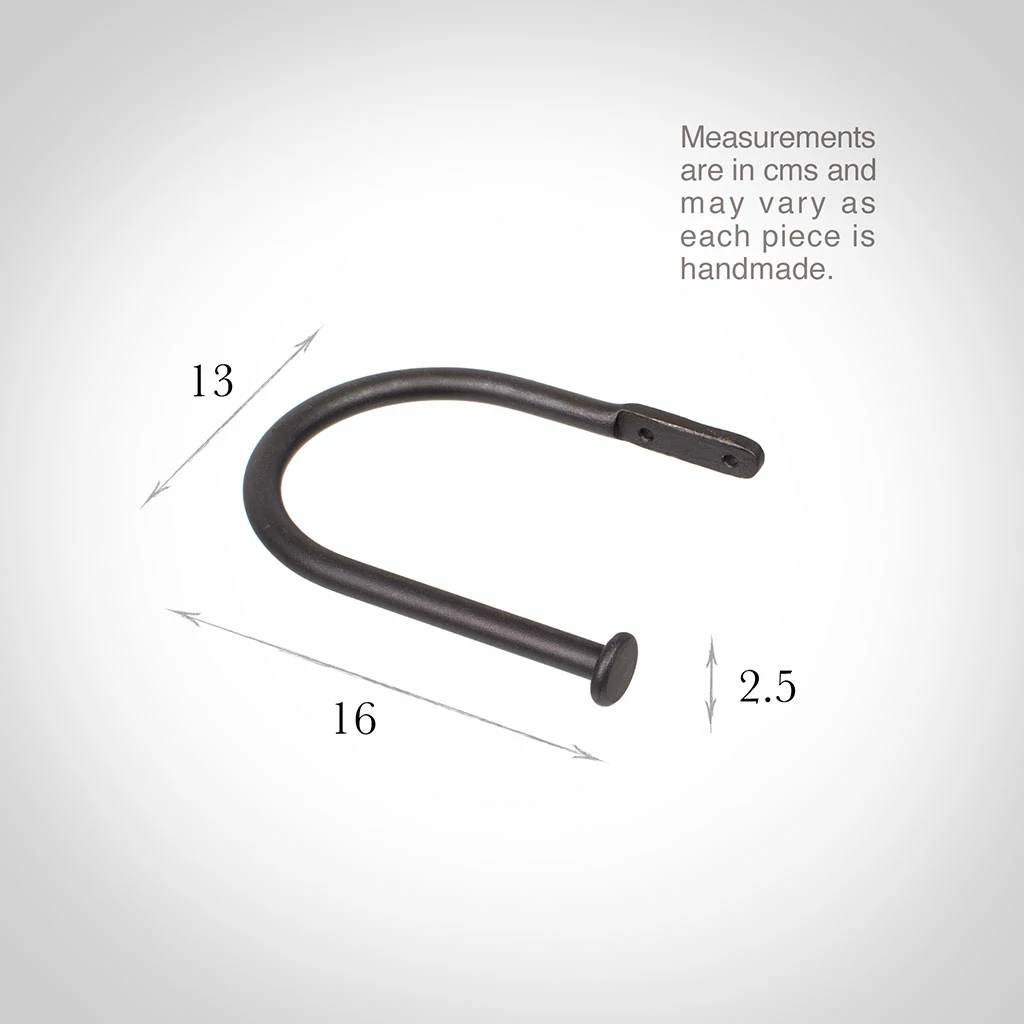 Large Button Holdback In Beeswax 5 Large Button Holdback In Beeswax - Image 3