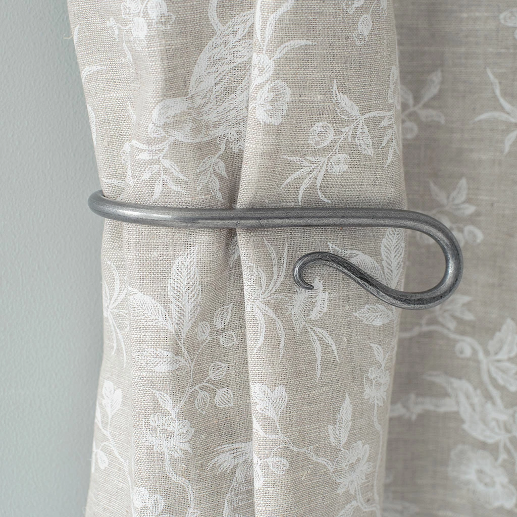 Small Shepherd's Crook Holdback (Right Side) In Polished 4 Small Shepherd's Crook Holdback (Right Side) In Polished - Image 2