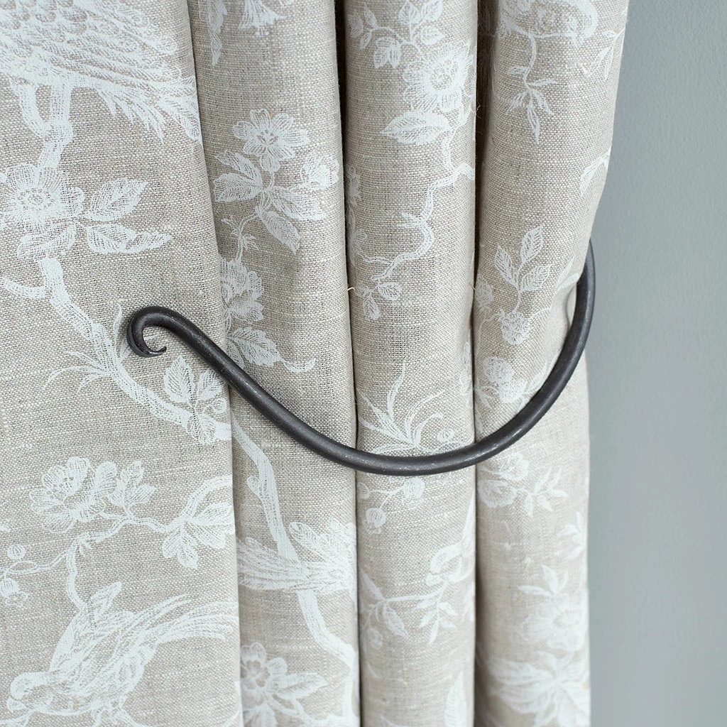 Large Swing Holdback (16cm Embrace) In Beeswax 4 Large Swing Holdback (16cm Embrace) In Beeswax - Image 2